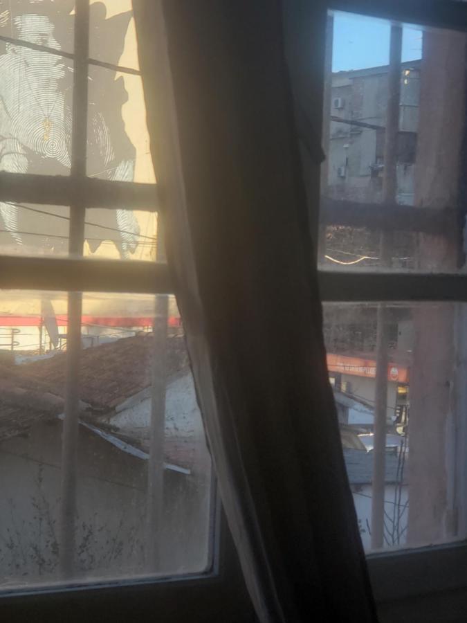 Hostel Oakland Tirana Zewnętrze zdjęcie