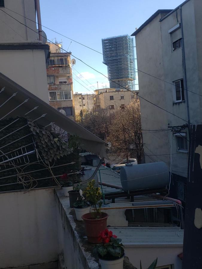 Hostel Oakland Tirana Zewnętrze zdjęcie