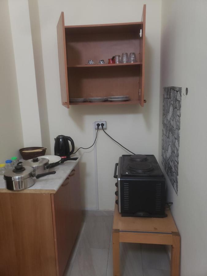 Hostel Oakland Tirana Zewnętrze zdjęcie