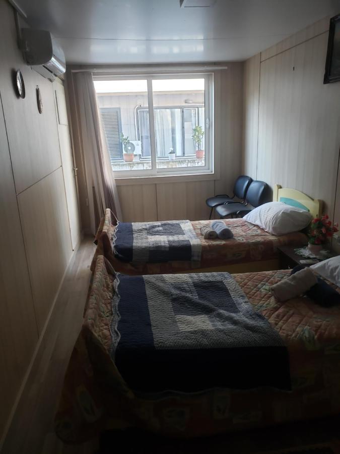 Hostel Oakland Tirana Zewnętrze zdjęcie