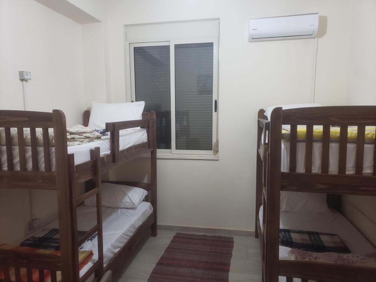 Hostel Oakland Tirana Zewnętrze zdjęcie