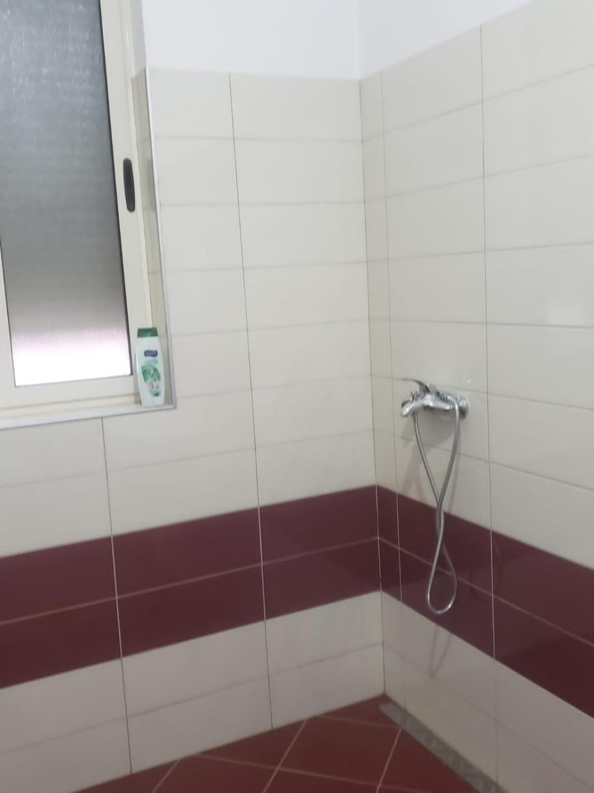 Hostel Oakland Tirana Zewnętrze zdjęcie