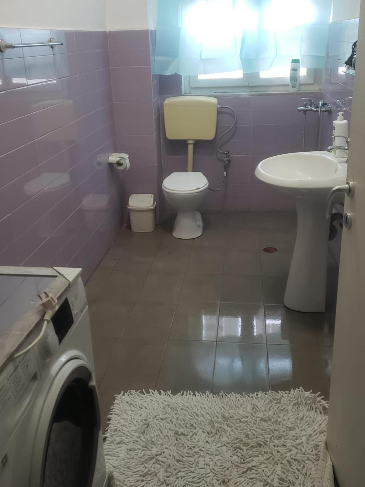 Hostel Oakland Tirana Zewnętrze zdjęcie