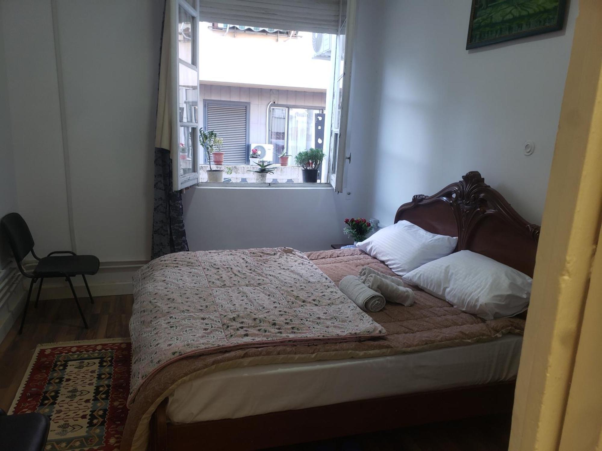 Hostel Oakland Tirana Zewnętrze zdjęcie
